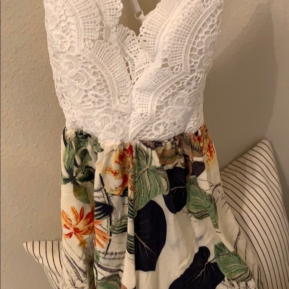 Romper - Picture 2 of 3